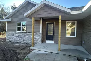 4610 Grand Pine Dr, Wisconsin Rapids, WI 54494 - Photo 2