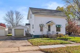 1061 S 14th St, Wisconsin Rapids, WI 54495 - Photo 2