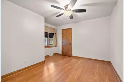 2050 Aspen Lane, Plover, WI 54467 - Photo 28