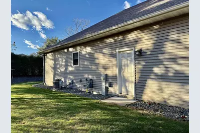 2911 Tuscany Way, Plover, WI 54467 - Photo 12