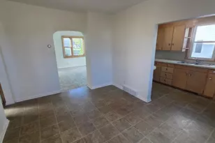 917 N 1st Ave, Wausau, WI 54401 - Photo 8