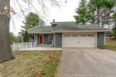 712 N 48th Avenue, Wausau, WI 54401 - Photo 1