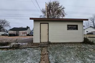 306 E Clark St, Spencer, WI 54479 - Photo 14