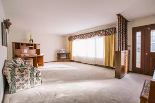 300 E Miller St, Greenwood, WI 54437 - Photo 16