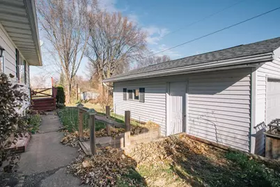 300 E Miller Street, Greenwood, WI 54437 - Photo 4