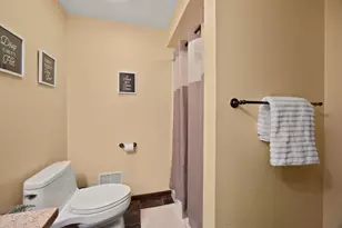 7551 Sunburst Ln, Neenah, WI 54956 - Photo 38