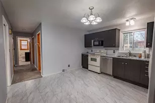 218 N 3rd Ave, Edgar, WI 54426 - Photo 10