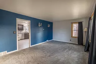 218 N 3rd Ave, Edgar, WI 54426 - Photo 4