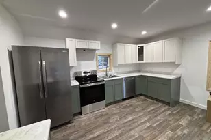 1411 W Main St, Merrill, WI 54452 - Photo 4