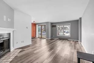 6710 Park Ridge Dr #B, Madison, WI 53719 - Photo 2