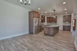 620 Lances Cir, Hatley, WI 54440 - Photo 24