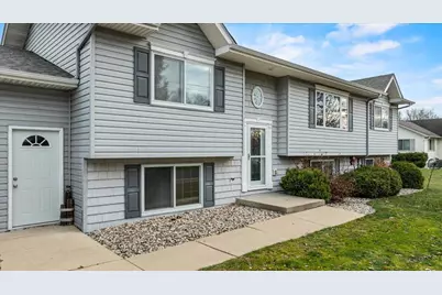 1407 S Washington Avenue, Marshfield, WI 54449 - Photo 6