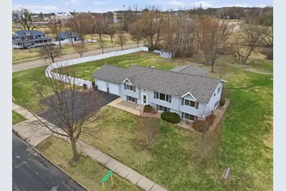 1407 S Washington Avenue, Marshfield, WI 54449 - Photo 4