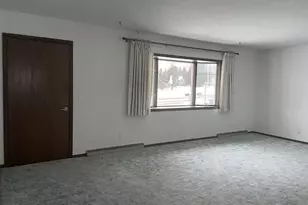 1405 E 29th St, Marshfield, WI 54449 - Photo 6