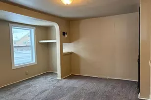 407 N Vine Ave, Marshfield, WI 54449 - Photo 6