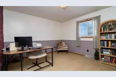 1012 W Campus Drive, Wausau, WI 54401 - Photo 14