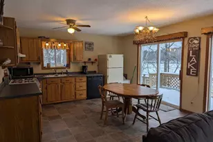 120 Fayette St, Phillips, WI 54555 - Photo 10