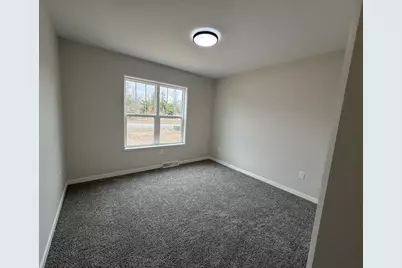621 Amberwood Way, Plover, WI 54467 - Photo 16