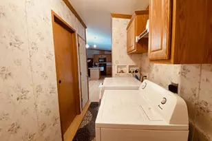 9505 Town Hall Rd, Amherst Junction, WI 54407 - Photo 4