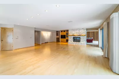 3325 Della Street, Stevens Point, WI 54481 - Photo 12