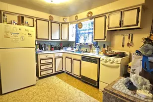 108 W 3rd St, Merrill, WI 54452 - Photo 6