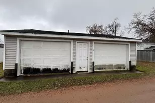 108 W 3rd St, Merrill, WI 54452 - Photo 18