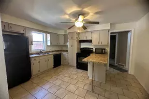 2020 Carey St, Wisconsin Rapids, WI 54495 - Photo 8