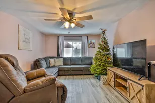 1119 N 9th Ave, Wausau, WI 54401 - Photo 8