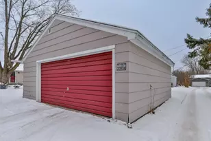 1119 N 9th Ave, Wausau, WI 54401 - Photo 4