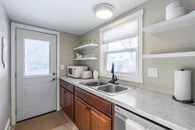 1019 N 8th Avenue, Wausau, WI 54401 - Photo 10