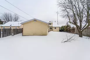 1406 N 12th Ave, Wausau, WI 54401 - Photo 32