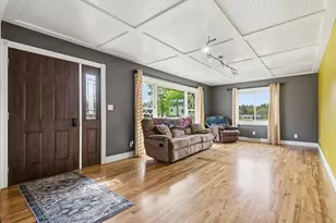216 Ayers St, Neillsville, WI 54456 - Photo 6