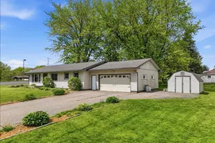 216 Ayers St, Neillsville, WI 54456 - Photo 2