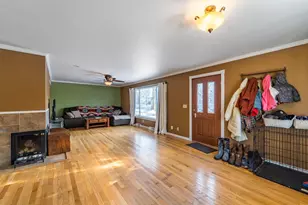 2434 Algoma St, Stevens Point, WI 54481 - Photo 10