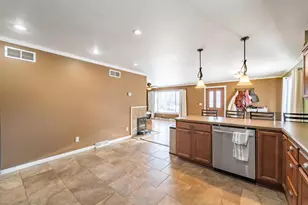 2434 Algoma St, Stevens Point, WI 54481 - Photo 16