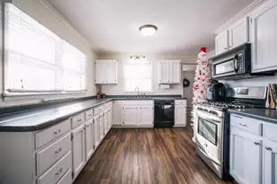 509 S Main St, Greenwood, WI 54437 - Photo 8