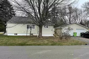 401 2nd St, Withee, WI 54498 - Photo 2