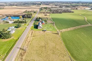 10671 State Hwy 10, Marshfield, WI 54449 - Photo 2