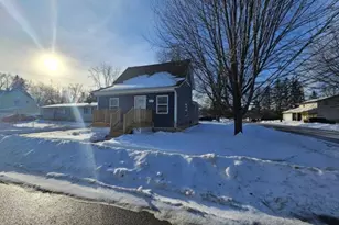 207 N Chestnut St, Spencer, WI 54479 - Photo 2