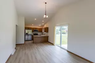 2103 S Ironwood Ave, Marshfield, WI 54449 - Photo 10