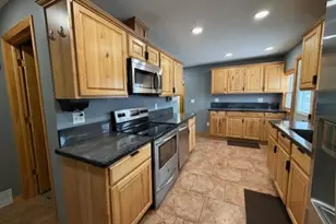 2709 Patch St, Stevens Point, WI 54481 - Photo 4