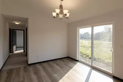 2106 S Cottonwood Avenue, Marshfield, WI 54449 - Photo 8