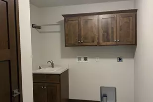 4506 Moreland Rd, Plover, WI 54467 - Photo 10