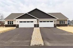 935 Morning Star Ln, Plover, WI 54467 - Photo 2