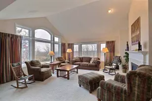 1012 Easthill Pl, Wausau, WI 54403 - Photo 4