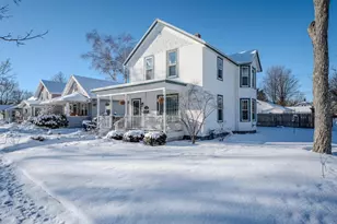 1702 Fairmount St, Wausau, WI 54403 - Photo 2