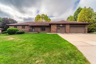 1505 Graham St, Wausau, WI 54401 - Photo 2