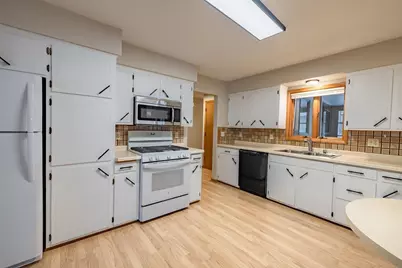 2255 Circle Drive, Wausau, WI 54401 - Photo 14