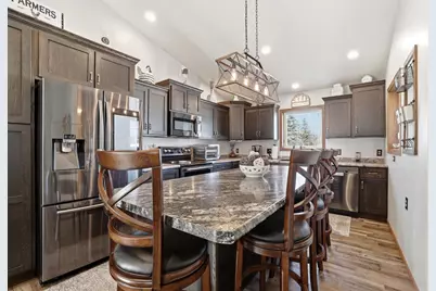 1610 E Cleveland Street, Marshfield, WI 54449 - Photo 16