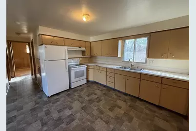 2106-2108 Vermont Avenue, Stevens Point, WI 54481 - Photo 6